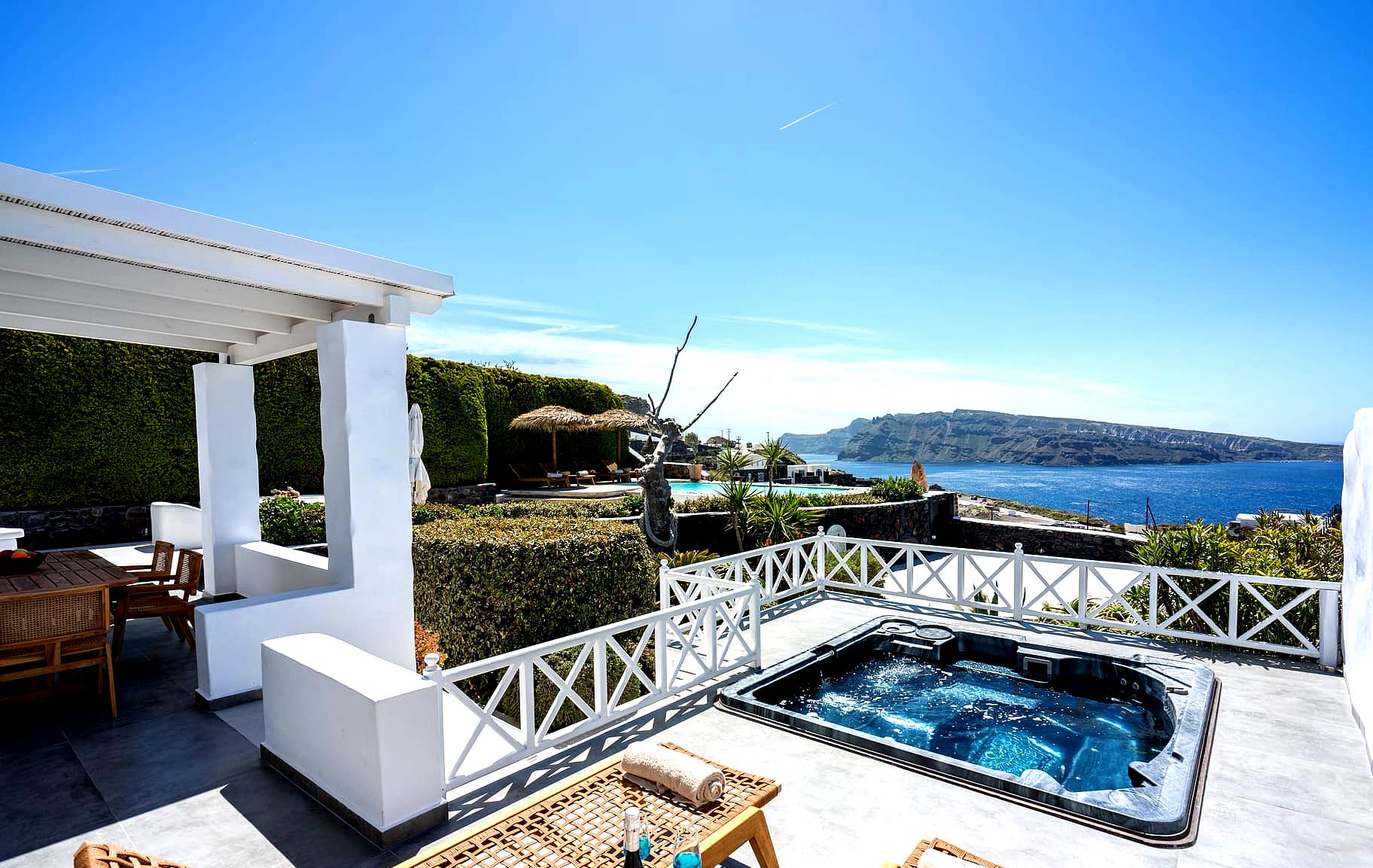 Oia Sunset Villas
